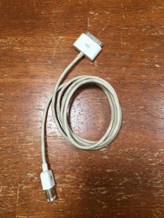 use an original Apple FireWire cable