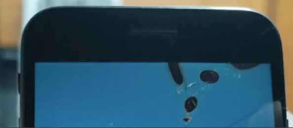 bleeding iphone screen