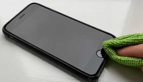 clean iphone home button